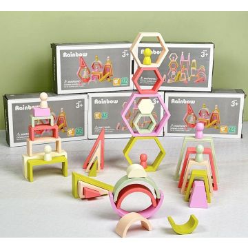 Игрушка пирамида Rainbow большая