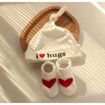 Набор шапка с пинетками Chicbaby Трикотаж Белый I love hugs Уни, Постоянный   NAB987