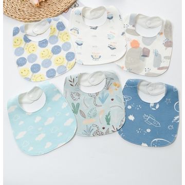 Слюнявчик на кнопке     водонепроницаемый  S1654