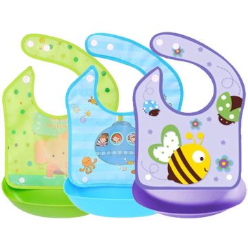 Слюнявчик на кнопке      с пластиковым карманом 010E1