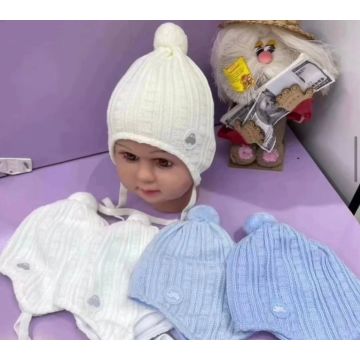 Шапка  Grans Вязаный  Машинка Мал,  Завязки и бубон 38-40 см (0-1 мес) KU612