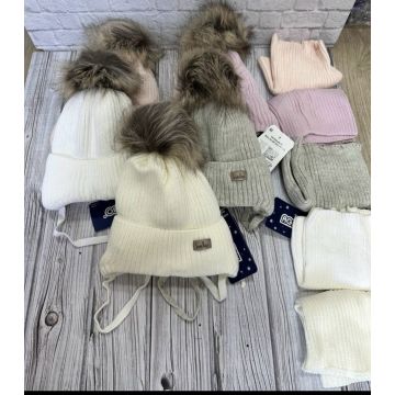 Шапка с шарфом AGBO Вязаный   Дев, Зима Бубон  K-37 (Bria)